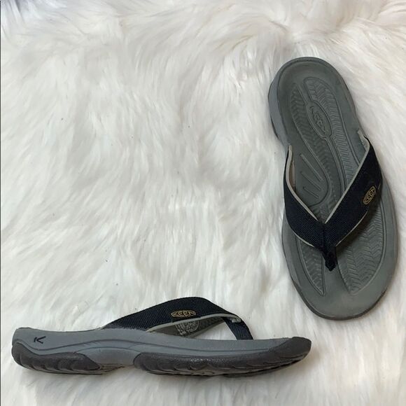 Keen Kona Flip II Gray/Black Sandals Size 5 - Picture 1 of 6